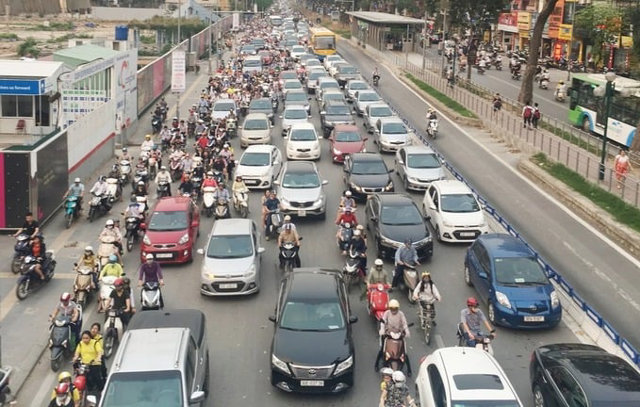 Không phải Hà Nội hay TP. HCM, loạt địa phương của khu vực này mới là nơi có tỷ lệ sở hữu ô tô cao nhất Việt Nam - Ảnh 2