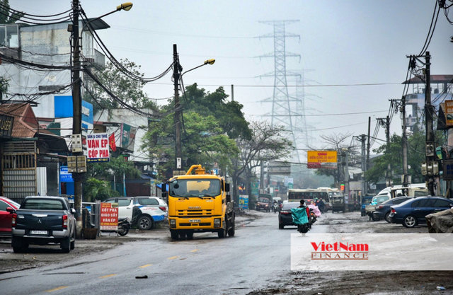 Hà Nội: Đầu tư 3.300 tỷ mở tuyến đường 3,5km, gần 8 năm làm được 300m - Ảnh 10