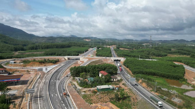 Việt Nam từng bước hoàn thiện ‘mảnh ghép’ hạ tầng với kế hoạch xây thêm cao tốc 25.500 tỷ đồng - Ảnh 1
