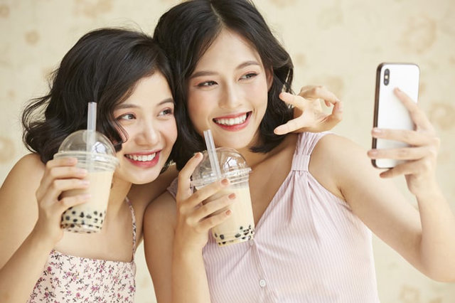 Hàng loạt tỷ phú xuất hiện trong cơn sốt trà sữa ở Trung Quốc - Ảnh 1