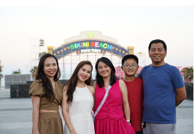 Hàng chục ngàn du khách về Novaworld Phan Thiet tận hưởng bầu không khí lễ hội Carival - Ảnh 11