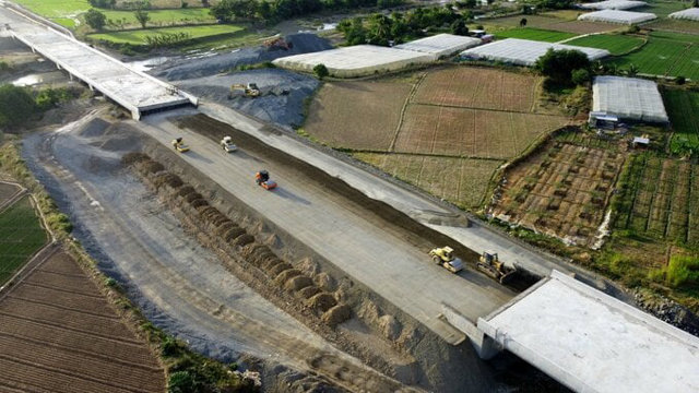 Giải mã nguyên nhân khiến hàng loạt dự án đường bộ trọng điểm tại phía Nam chậm tiến độ - Ảnh 1