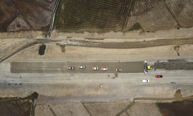 Hình ảnh Cao tốc Vân Phong - Nha Trang 12.000 tỷ tăng tốc về đích trước 6 tháng - Ảnh 5