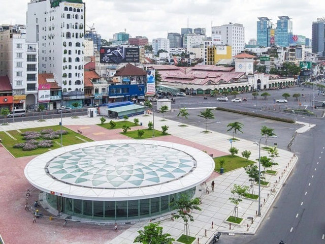 Cận cảnh ‘nhà hát dưới lòng đất’ đầu tiên tại Việt Nam có trung tâm thương mại sắp đi vào hoạt động - Ảnh 3