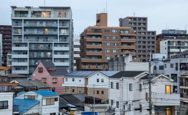 Nhà đầu tư ngoại lùng mua chung cư cũ ở Tokyo vì yen giảm - Ảnh 1