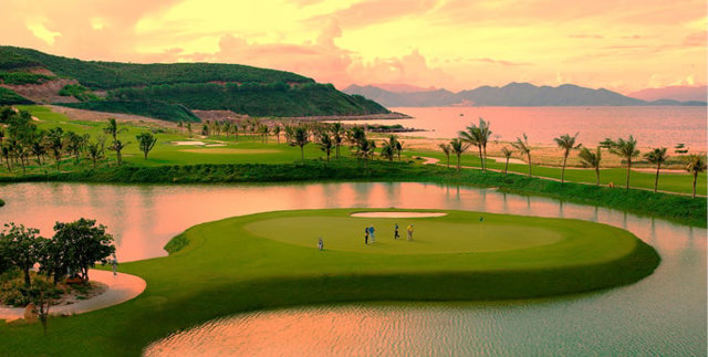 Ảnh đẹp về những sân golf bên biển nổi tiếng Việt Nam - Ảnh 8