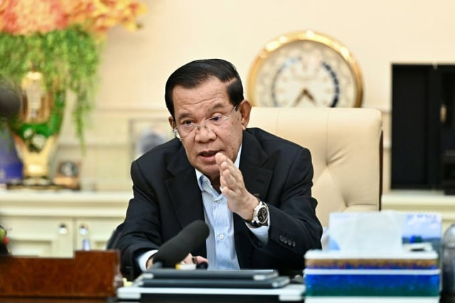 Cựu Thủ tướng Campuchia - &ocirc;ng Hun Sen c&ocirc;ng bố "Th&ocirc;ng điệp đặc biệt về k&ecirc;nh Funan Techo" h&ocirc;m 16/5. Ảnh: Fresh News