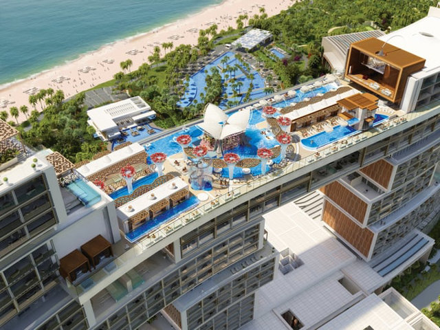 Kh&aacute;ch sạn Atlantis - The Royal c&oacute; 90 bể bơi, trong đ&oacute; nổi bật nhất l&agrave; bể bơi v&ocirc; cực tr&ecirc;n tầng 22, được gọi l&agrave; Cloud 22 (Ảnh: Uniq Hotel)