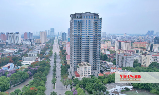 Cận cảnh khu căn hộ dát vàng Tân Hoàng Minh, về tay chủ mới rao bán 219 triệu/m2 - Ảnh 1