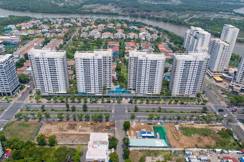 Vì sao giá căn hộ mới ở TP.HCM vẫn hơn 100 triệu đồng/m2? - Ảnh 1