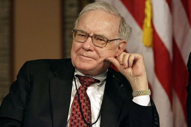 Mỗi cổ phiếu của tỷ phú Warren Buffett có giá bằng căn nhà bình thường - Ảnh 1