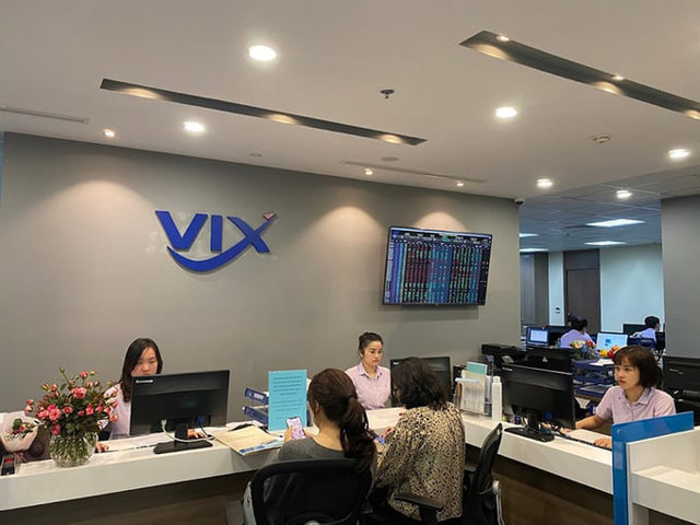 Chứng khoán VIX thông qua 4 kế hoạch tăng vốn - Ảnh 1