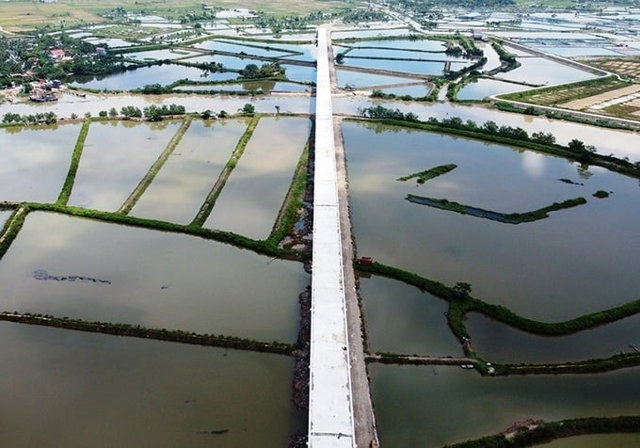 Cầu Lạch Trường hiện đang l&agrave; cầu vượt đường bộ d&agrave;i nhất tỉnh Thanh Ho&aacute;. Ảnh: Internet
