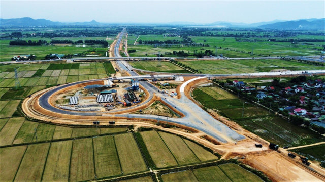 Hình ảnh 19km cao tốc Bắc - Nam vượt sông Lam về Hà Tĩnh - Ảnh 16
