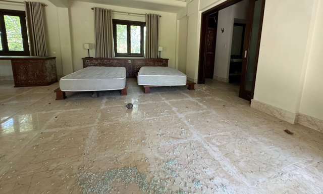 Resort 12 triệu USD ven biển Đà Nẵng bỏ hoang suốt 1 thập kỷ - Ảnh 9