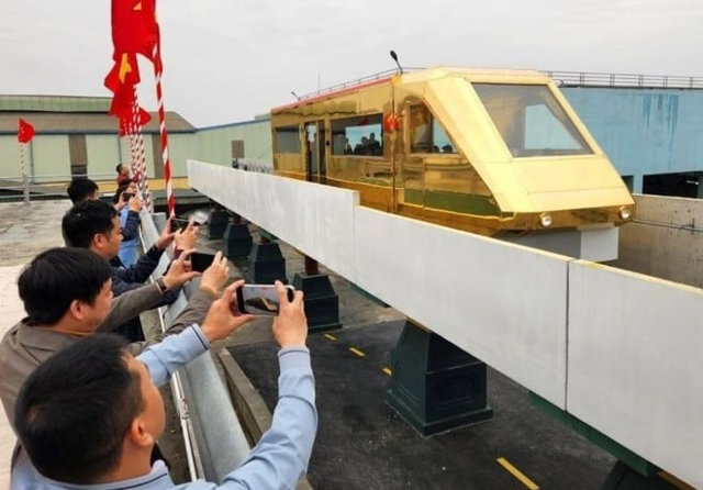 Đại gia Đường bia muốn xây tàu điện vàng độc đáo nối Đà Nẵng - Hội An - Ảnh 2
