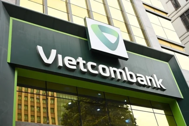 Khách hàng cầu cứu khi vay tiền tại Vietcombank Hà Tĩnh - Ảnh 1