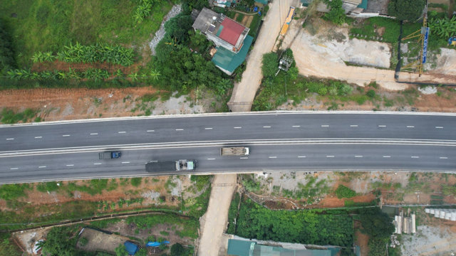 Nhiều điểm lún nứt, sạt lở trên cao tốc Tuyên Quang - Phú Thọ gần 4.000 tỷ - Ảnh 7