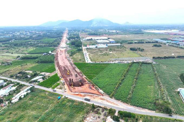 Cao tốc Bi&ecirc;n H&ograve;a - Vũng T&agrave;u &nbsp;