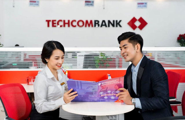 Techcombank báo lãi 15,6 nghìn tỷ trong nửa năm, số dư CASA cao kỷ lục - Ảnh 1