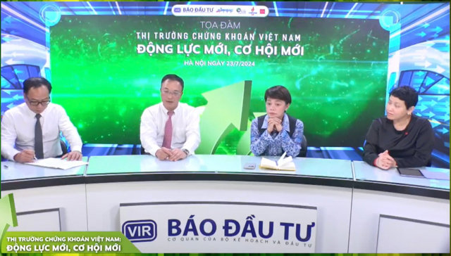 To&agrave;n cảnh buổi toạ đ&agrave;m&nbsp;&ldquo;Thị trường chứng kho&aacute;n Việt Nam: Động lực mới, cơ hội mới" &nbsp;