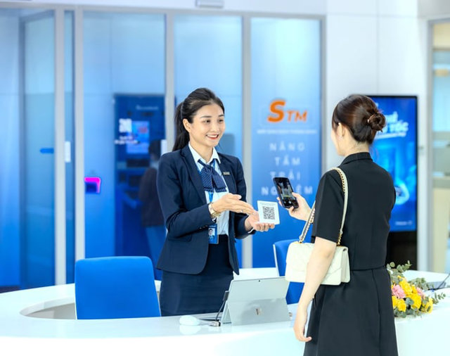 Sacombank đạt 5.342 tỷ đồng lợi nhuận 6 tháng đầu năm - Ảnh 2