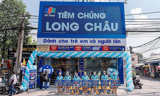 FPT Long Ch&acirc;u tấn c&ocirc;ng sang mảng ti&ecirc;m chủng vaccine.&nbsp;