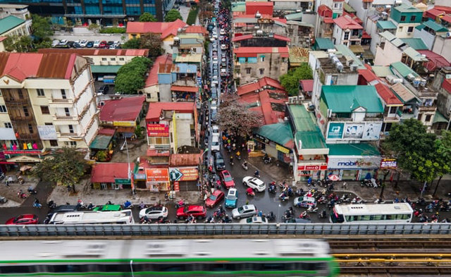 Đường Nguyễn Tu&acirc;n l&agrave; một trong những tuyến đường tắc nhất quận Thanh Xu&acirc;n. Ảnh: B&aacute;o D&acirc;n Tr&iacute;