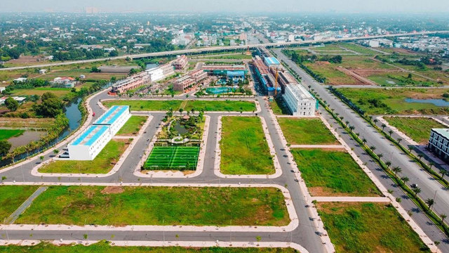 Tiếp tục áp dụng bảng giá đất đến cuối năm 2025 - Ảnh 1