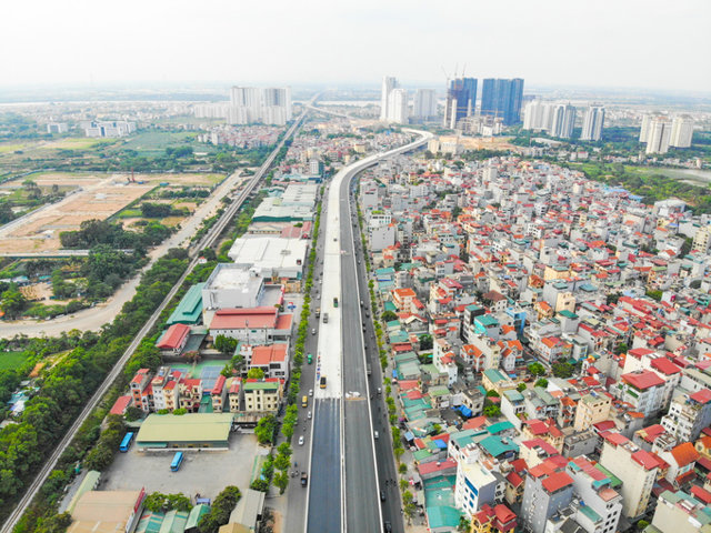 Tuyến đường V&agrave;nh đai 3, bao gồm đoạn từ n&uacute;t giao Mai Dịch đến cầu Thăng Long c&oacute; vai tr&ograve; đặc biệt quan trọng. Ảnh: B&aacute;o D&acirc;n tr&iacute; &nbsp;