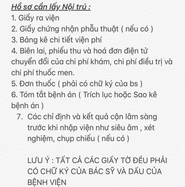 Checklist c&aacute;c giấy tờ của một tư vấn vi&ecirc;n hỗ trợ cho kh&aacute;ch h&agrave;ng. Ảnh: NVCC