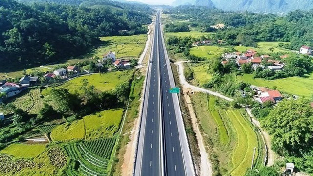 Cao tốc hàng chục nghìn tỷ đồng kết nối hai tỉnh nghèo top đầu Việt Nam sẽ là tuyến đường hiện đại, nhiều cung đường đẹp, tối thiếu 4 làn xe ô tô - Ảnh 1