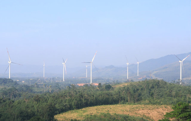 Bộ Công Thương làm việc với công an và thanh tra về vi phạm điện gió, mặt trời - Ảnh 1
