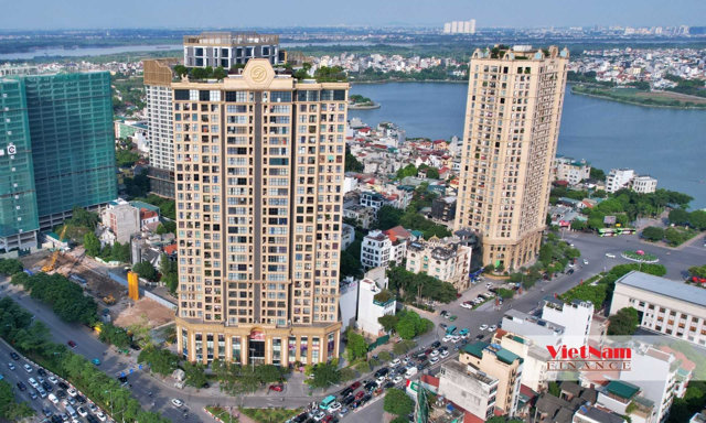 Những cao ốc giá trăm triệu một m2 trên đường Võ Chí Công - Hà Nội - Ảnh 3