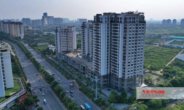 Những cao ốc giá trăm triệu một m2 trên đường Võ Chí Công - Hà Nội - Ảnh 6