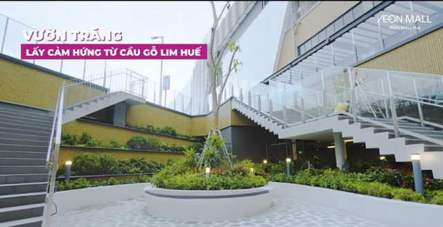 Khu vườn m&ocirc; phỏng cầu gỗ lim Huế