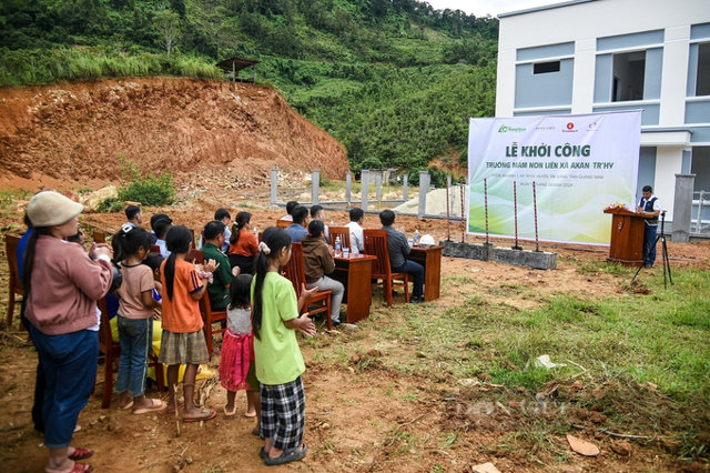 Quỹ Thiện T&acirc;m (Tập đo&agrave;n Vingroup) tham gia hỗ trợ x&acirc;y dựng "Điểm trường mơ ước" tại th&ocirc;n Abaanh 1, x&atilde; Tr'hy, huyện T&acirc;y Giang, tỉnh Quảng Nam.