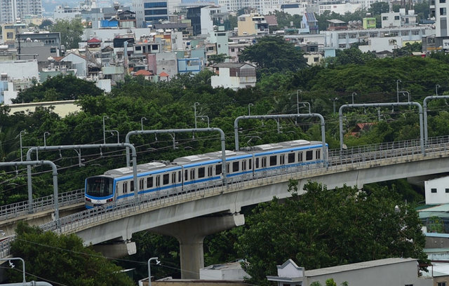 Ban quản l&yacute; tuyến metro hơn 43.000 tỷ đồng với 3 ga ngầm v&agrave; 11 ga tr&ecirc;n cao đang l&agrave;m g&igrave; để nhanh ch&oacute;ng đưa dự &aacute;n về đ&iacute;ch? - Nguồn: VnExpress