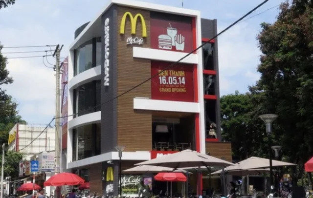 Chi nh&aacute;nh McDonald's Bến Th&agrave;nh