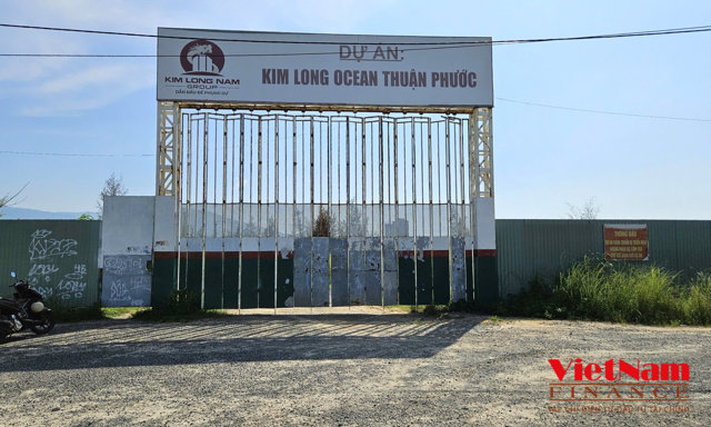 Dự &aacute;n Khu đ&ocirc; thị mới Thuận Phước (c&oacute; t&ecirc;n thương mại l&agrave; Kim Long Ocean Thuận Phước) do C&ocirc;ng ty cổ phần Đầu tư đ&ocirc; thị Vịnh Thuận Phước (thuộc C&ocirc;ng ty cổ phần Kim Long Nam) l&agrave;m chủ đầu tư.