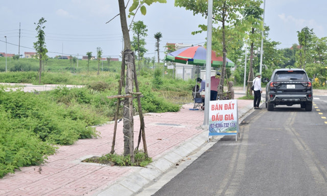 Việc đ&aacute;nh thuế đối với người sở hữu nhiều nh&agrave;, đất cần phải nghi&ecirc;n cứu kỹ v&agrave; l&agrave;m sao phải đ&aacute;nh đ&uacute;ng v&agrave; tr&uacute;ng