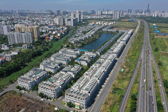 Ph&acirc;n kh&uacute;c nh&agrave; liền thổ đang c&oacute; sức "n&oacute;ng" kh&ocirc;ng hề k&eacute;m cạnh chung cư tại thị trường H&agrave; Nội. Ảnh: Internet