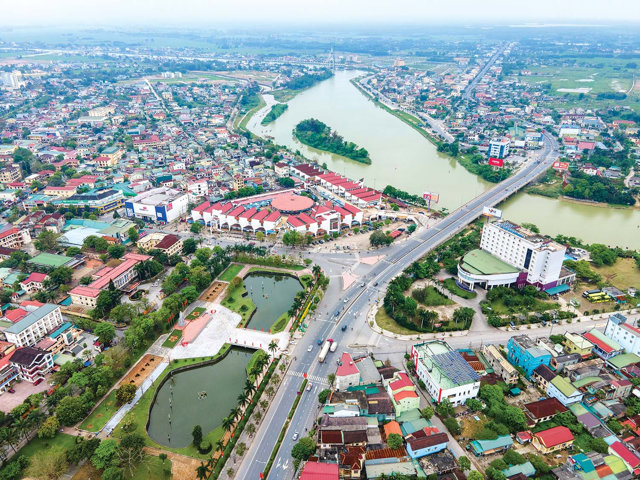 To&agrave;n cảnh TP. Đ&ocirc;ng H&agrave; - Quảng Trị nh&igrave;n từ tr&ecirc;n cao