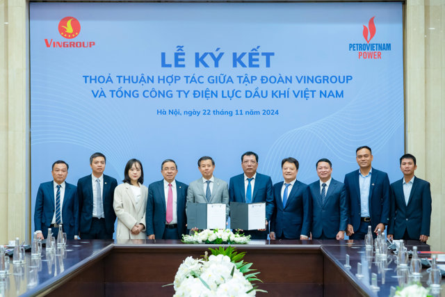 Lễ k&yacute; kết thoả thuận hợp t&aacute;c giữa Vingroup v&agrave; PV Power