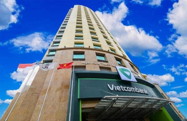 Tăng vốn điều lệ thêm 27.600 tỷ, Vietcombank giành lại top 1 - Ảnh 2