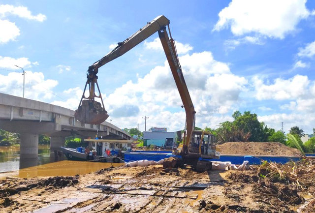 Sóc Trăng: Dự án Đường trục Đông - Tây 2.000 tỷ bị 'vạch' nhiều tồn tại - Ảnh 1