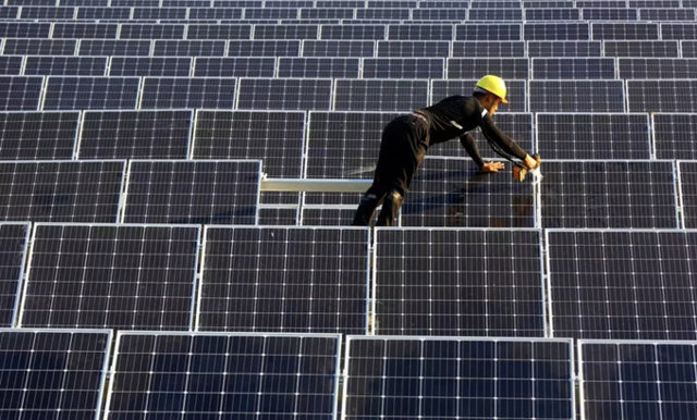 Mỹ tăng thuế quan với sản phẩm năng lượng mặt trời Trung Quốc. (Ảnh minh họa: Reuters)