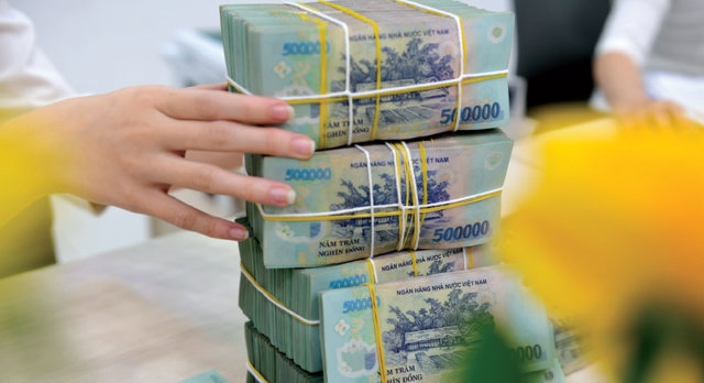 Hé lộ 5 ngân hàng được nới room tín dụng cuối năm - Ảnh 1
