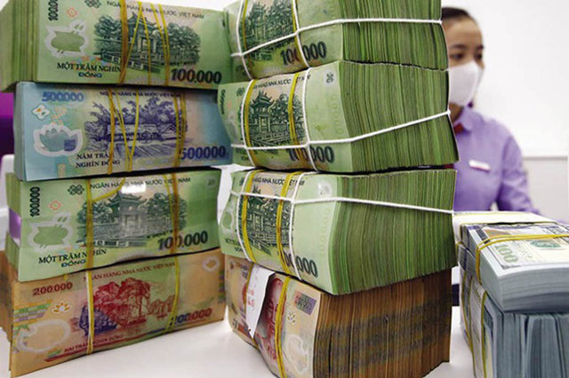 Lãi suất tiết kiệm tăng mạnh: Chọn ngân hàng nào được mức 9,5%/năm? - Ảnh 2
