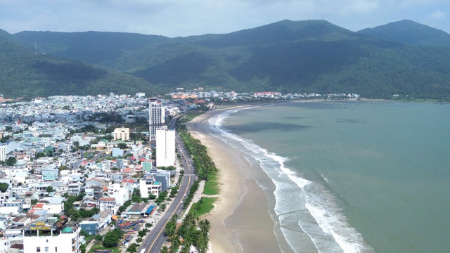 Nhiều t&iacute;n hiệu lạc quan cho Đ&agrave; Nẵng trong năm mới 2025.
